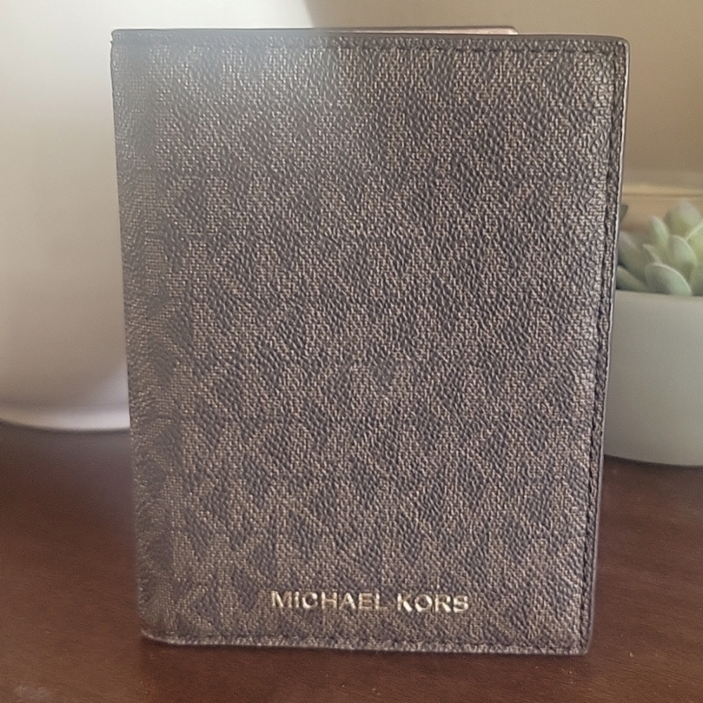 Michael Kors Bedford Travel Wallet.